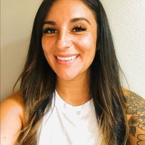 Meet your Posher, Sydnee